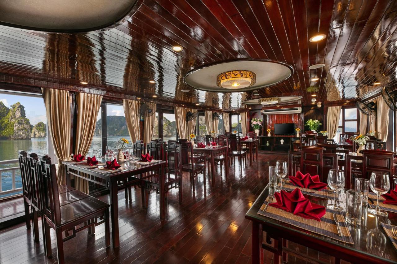La Regina Classic Cruise होटल 4*